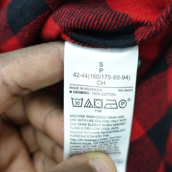Gap Button Up Shirt Women's Size Small Black/Red Plaid 100% Cotton Long Sleeve - Picture 6 of 8